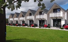 White Houses Rewal